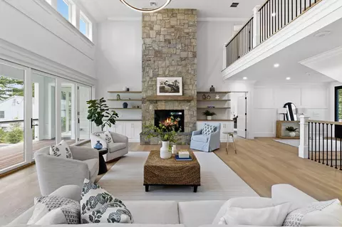 Living - 26 Wheeler Rd, Mashpee, MA 02649 photo 2 of 11