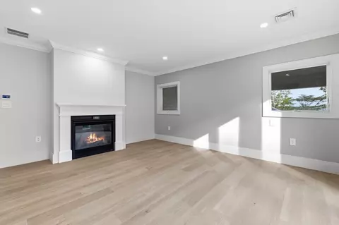 Living - 26 Wheeler Rd, Mashpee, MA 02649 photo 7 of 11