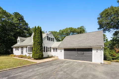 Exterior - 46 Wayne Rd, Sagamore, MA 02561 photo 2 of 6