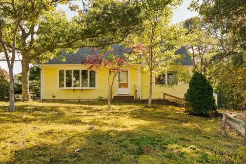 141 Timberlane Dr, Brewster, MA 02631