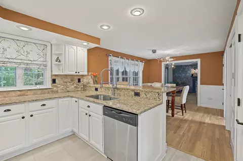 Kitchen - 19 Maple St, Mashpee, MA 02649 photo 4 of 5