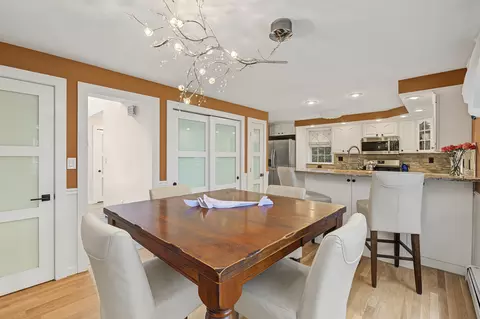 Dining - 19 Maple St, Mashpee, MA 02649 photo 3 of 3