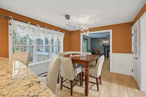 Dining - 19 Maple St, Mashpee, MA 02649 photo 1 of 3
