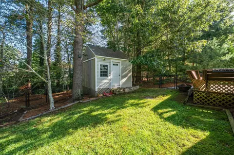 Exterior - 19 Maple St, Mashpee, MA 02649 photo 8 of 11