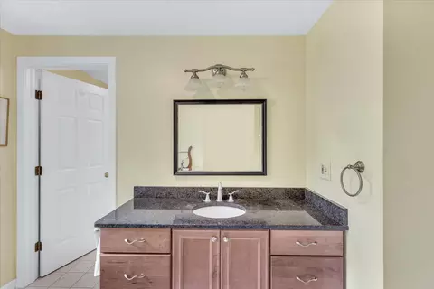 Bath - 98 Shellback Way #O, Mashpee, MA 02649 photo 2 of 5