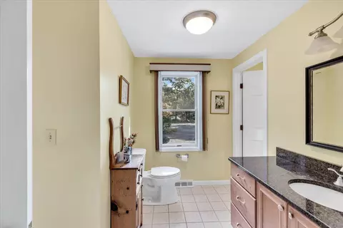 Bath - 98 Shellback Way #O, Mashpee, MA 02649 photo 1 of 5