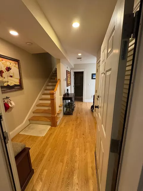 Entry Way - 615 Main St UNIT 1, Hyannis, MA 02601 photo 1 of 1