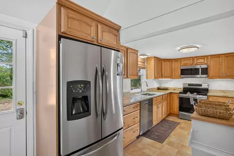 Kitchen - 760 Campground Rd, Eastham, MA 02642 photo 3 of 6