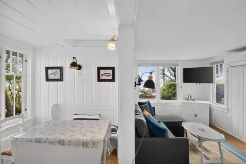 Dining - 760 Campground Rd, Eastham, MA 02642 photo 7 of 8