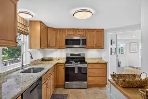 Kitchen - 760 Campground Rd, Eastham, MA 02642 photo 4 of 6