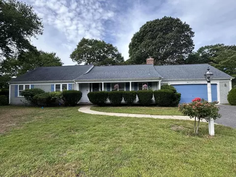 55 Out Of Bounds Dr, South Yarmouth, MA 02664
