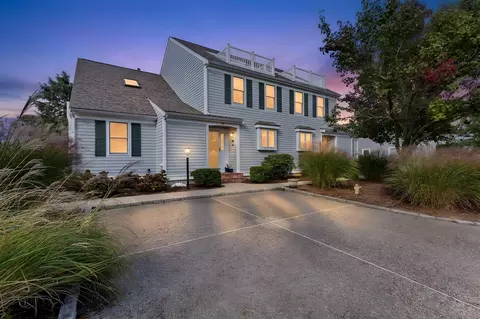 62 Grand Ave UNIT 62A, Falmouth, MA 02540