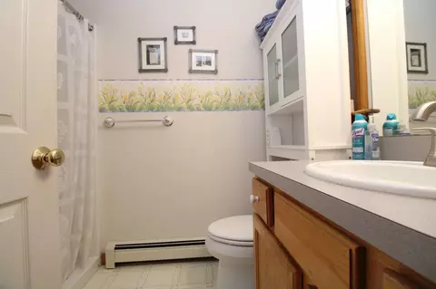 Bath - 75 Whitney Rd, Eastham, MA 02642 photo 2 of 4