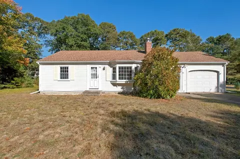 50 Shallow Brook Rd, South Yarmouth, MA 02664