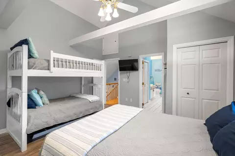 Bedroom - 44 2nd Way, Barnstable, MA 02630 photo 10 of 10