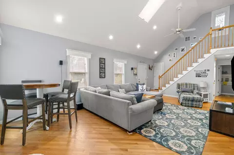 Living - 44 2nd Way, Barnstable, MA 02630 photo 3 of 3