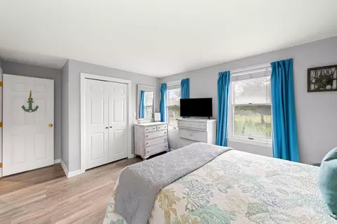 Bedroom - 44 2nd Way, Barnstable, MA 02630 photo 2 of 10