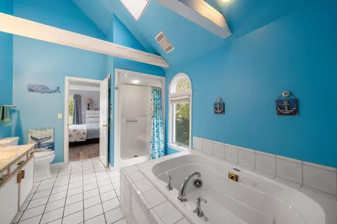 Bath - 44 2nd Way, Barnstable, MA 02630 photo 5 of 5