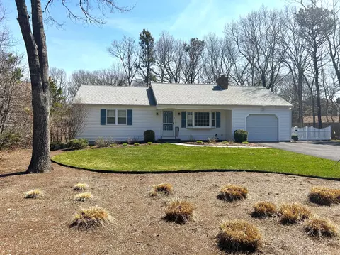 4 Frost Ave, West Yarmouth, MA 02673