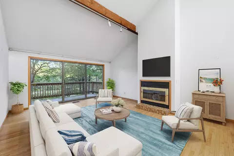 Living - 5 Riverview Ave UNIT 5G, Mashpee, MA 02649 photo 2 of 6