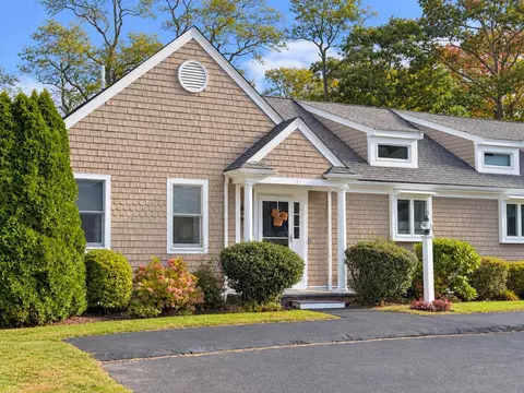 393 N Falmouth Hwy UNIT 1, North Falmouth, MA 02556