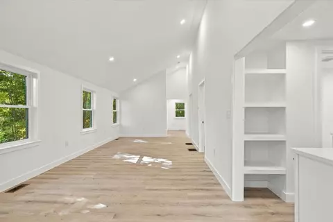 Living - 11 Monack Rd, Buzzards Bay, MA 02532 photo 2 of 2