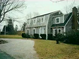 9 Coolidge St, Cotuit, MA 02635 photo 1
