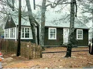 16 Birch St, Wareham, MA 02571 photo 1