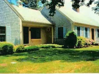 469 Main St, Centerville, MA 02632 photo 1