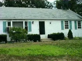 32 Leamington Ln, Mashpee, MA 02649 photo 2