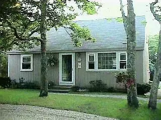 657 Old Stage Rd, Centerville, MA 02632 photo 1