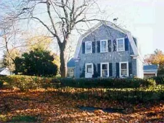 141 School St, Cotuit, MA 02635 photo 1