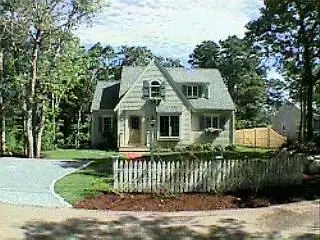 64 Thread Needle Ln, Centerville, MA 02632 photo 1