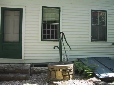 126 Main St, Sheffield, MA 01257 photo 3