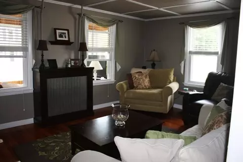 12 Elm St, Lenox, MA 01240 photo 9