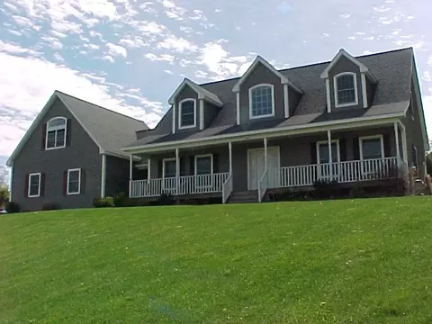 110 Fox Run Dr, Lee, MA 01238 photo 1