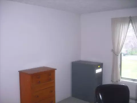 580 Greylock St, Lee, MA 01238 photo 8