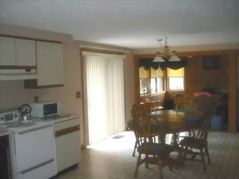 580 Greylock St, Lee, MA 01238 photo 5