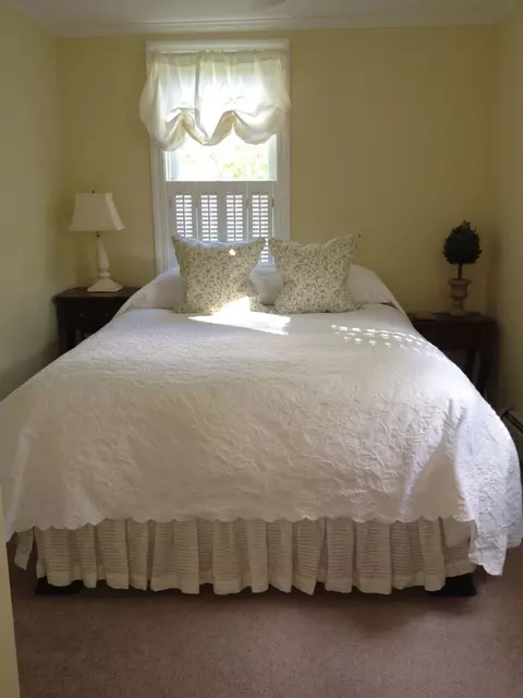 495 Walker St, Lenox, MA 01240 photo 7