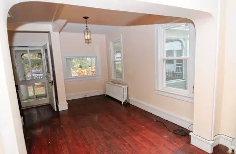 7 Sergeant St, Stockbridge, MA 01262 photo 4