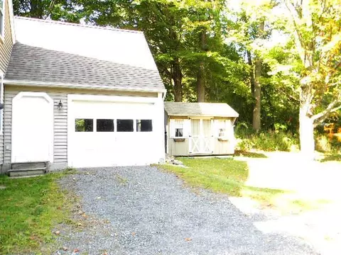 195 Greylock St, Lee, MA 01238 photo 5