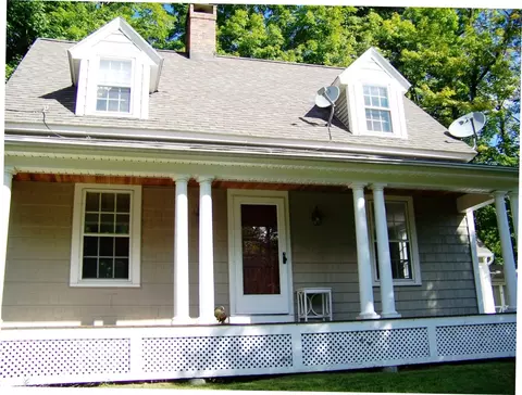 195 Greylock St, Lee, MA 01238 photo 2