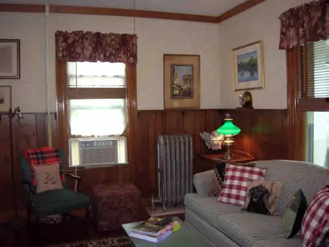 95 Laurel St, Lee, MA 01238 photo 11