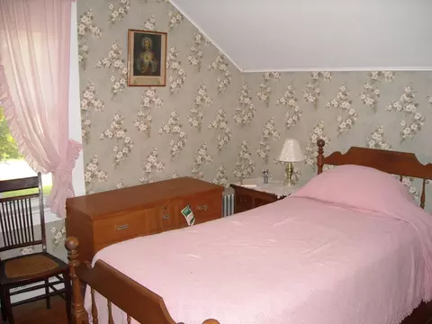 85 Summer St, Lee, MA 01238 photo 8