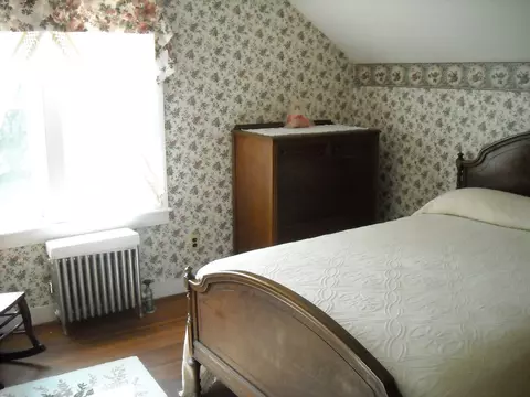 85 Summer St, Lee, MA 01238 photo 10