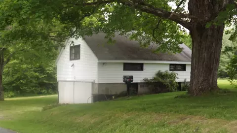 1124 Bancroft Rd, Becket, MA 01223 photo 5