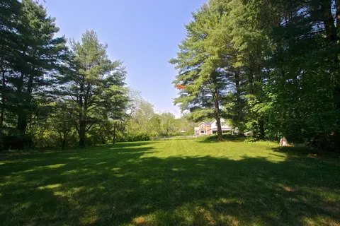 560 Greylock St, Lee, MA 01238 photo 40