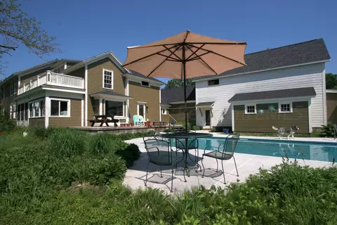 560 Greylock St, Lee, MA 01238 photo 3