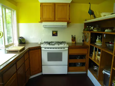 560 Greylock St, Lee, MA 01238 photo 44