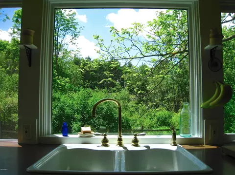 560 Greylock St, Lee, MA 01238 photo 43